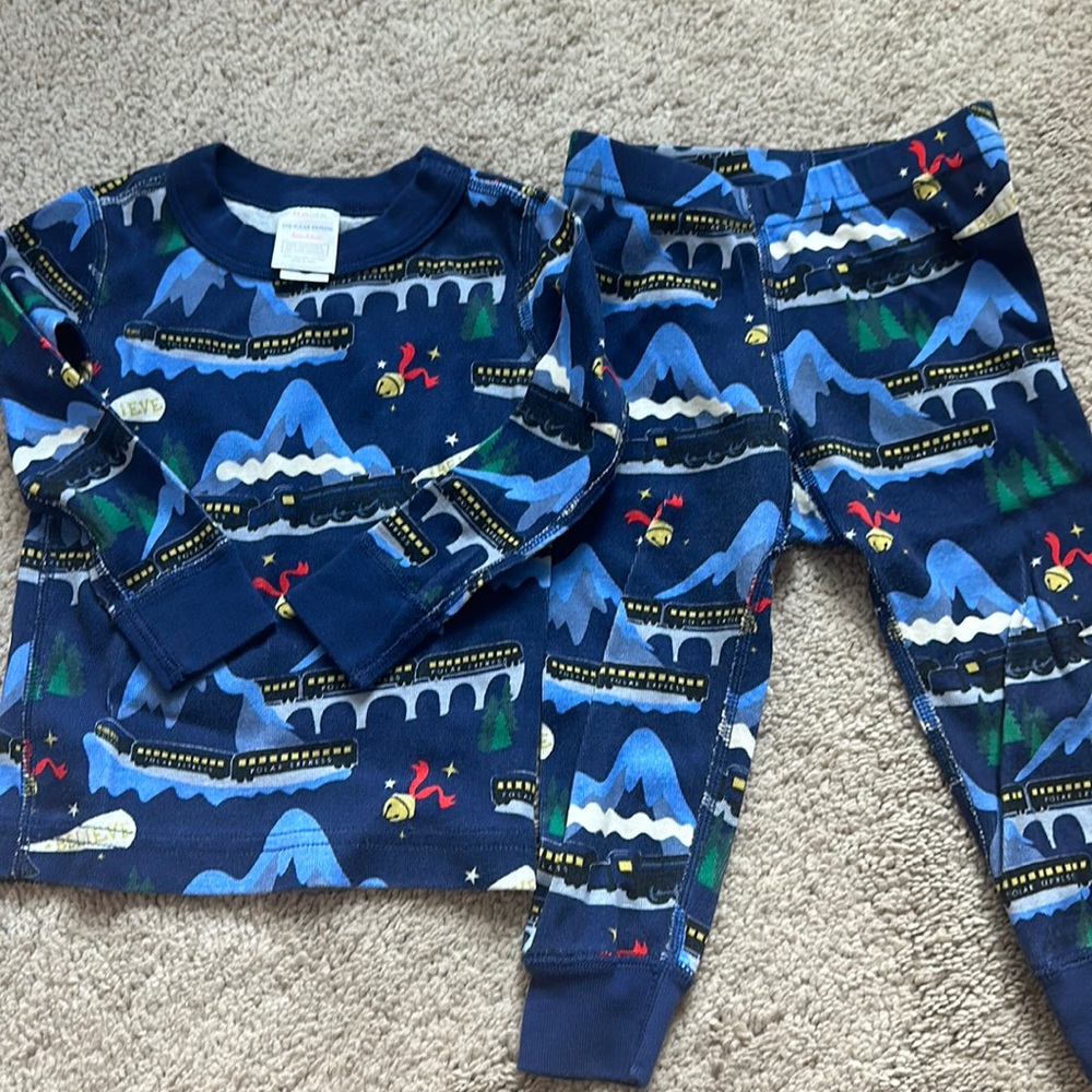 2T Hanna Andersson Holiday Pajama set
